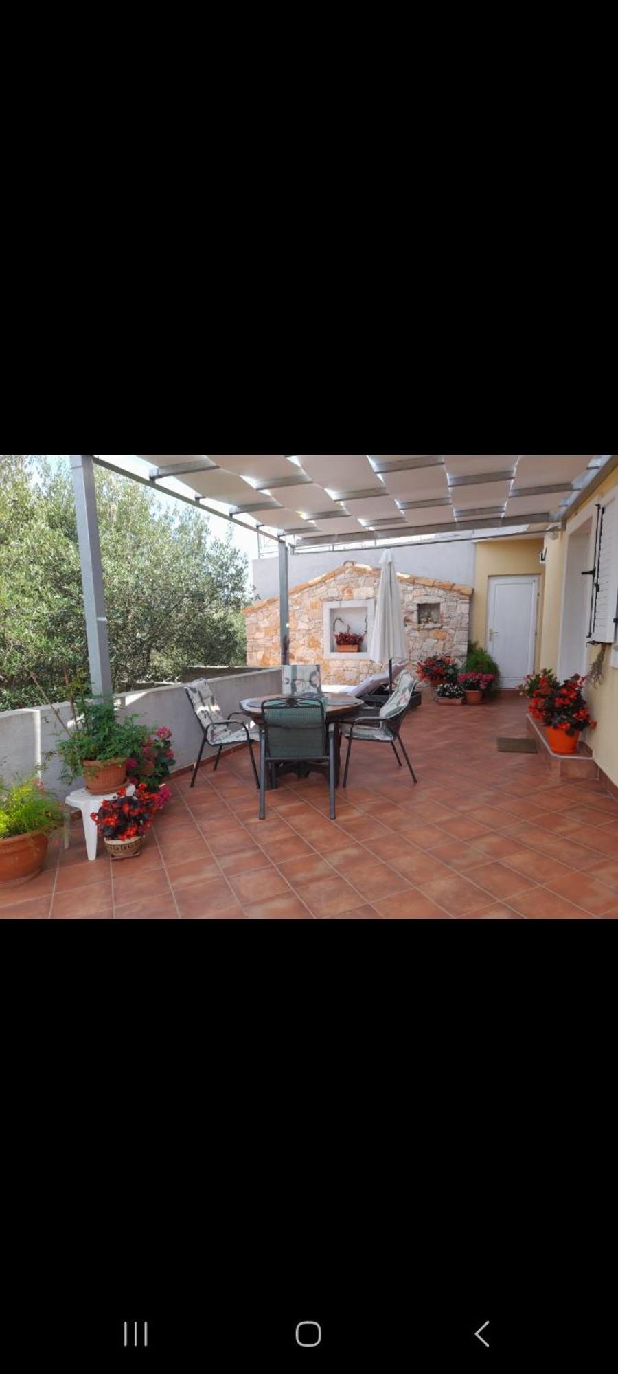 Long Island Olive Apartment Sali Bagian luar foto